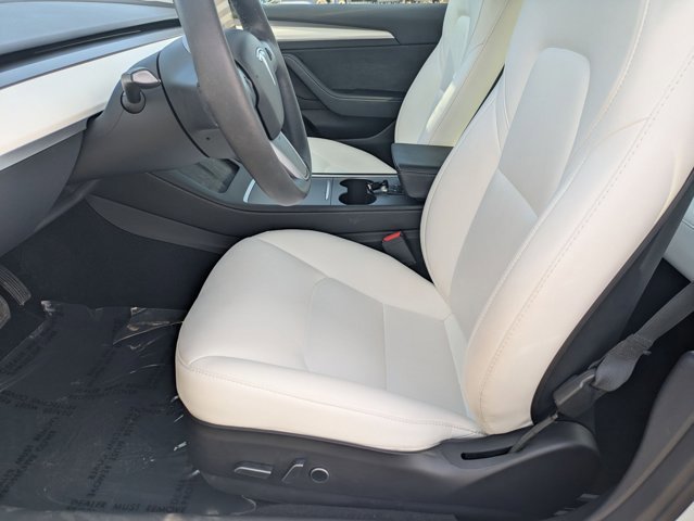 Used 2023 Tesla Model 3 Standard Range image 16