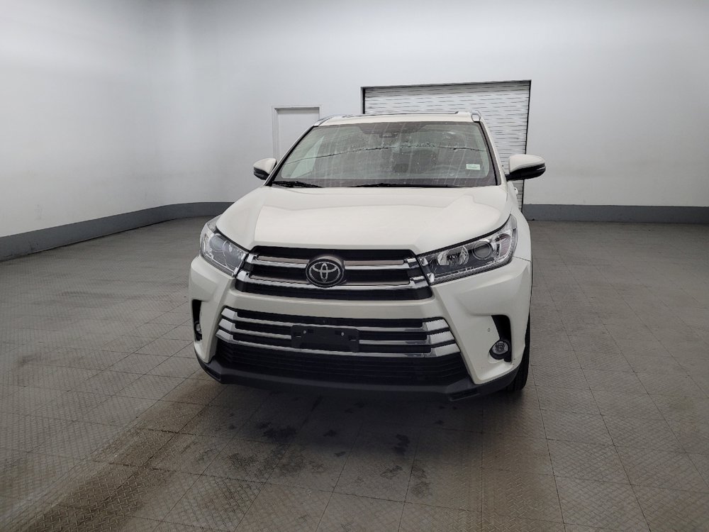 Used 2019 Toyota Highlander Limited Platinum w/ Carpet Mat Package (TMS) image 15
