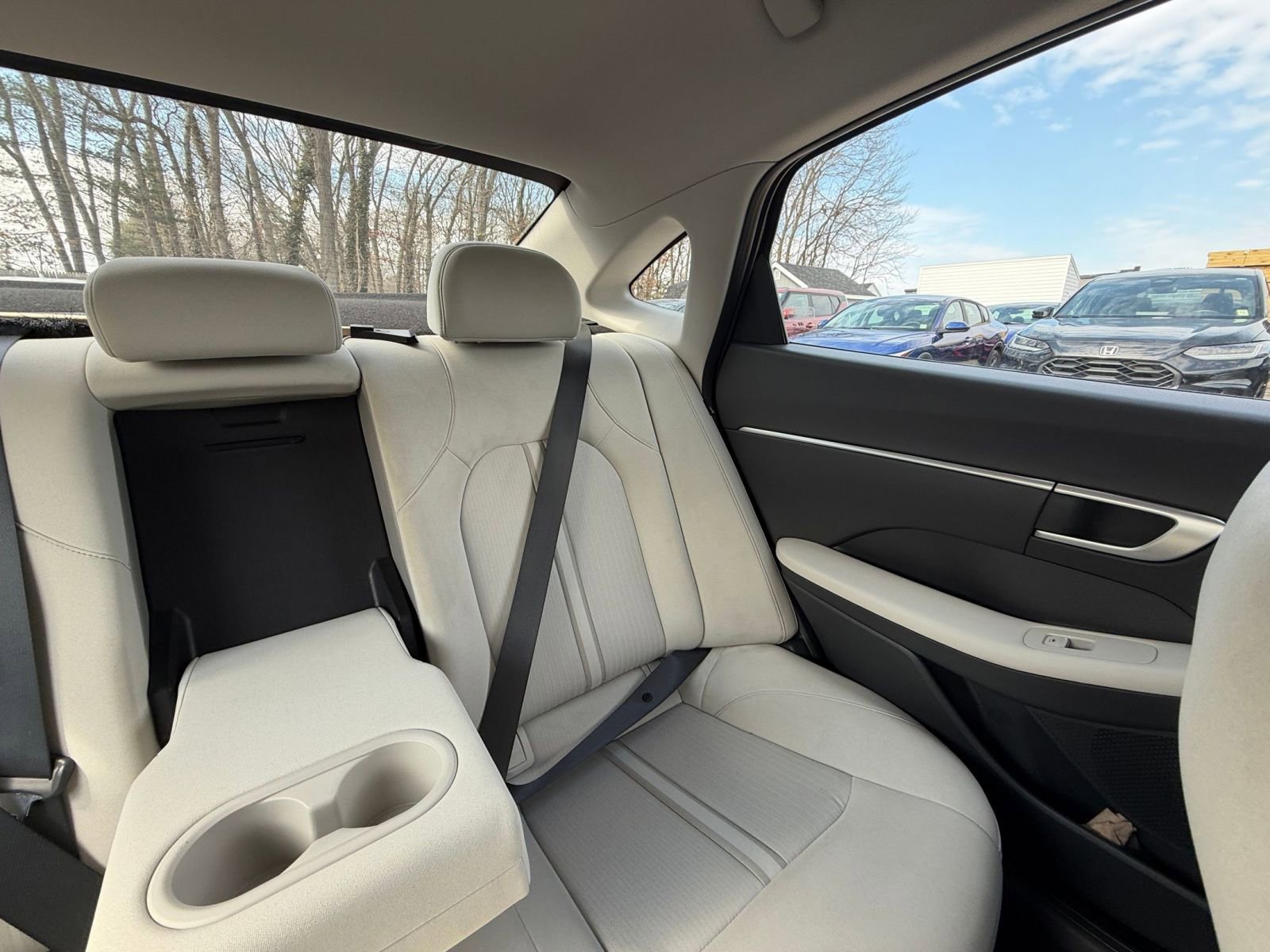 Used 2025 Hyundai Sonata SEL FWD image 37