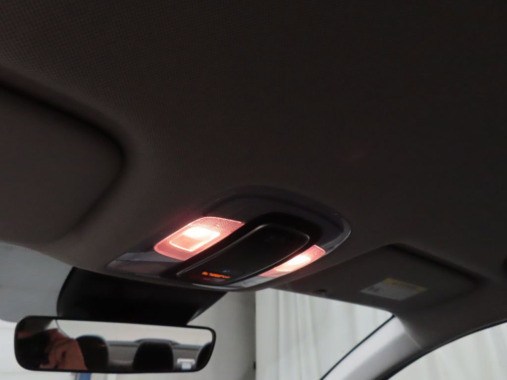 Used 2024 Hyundai Elantra SEL FWD image 23