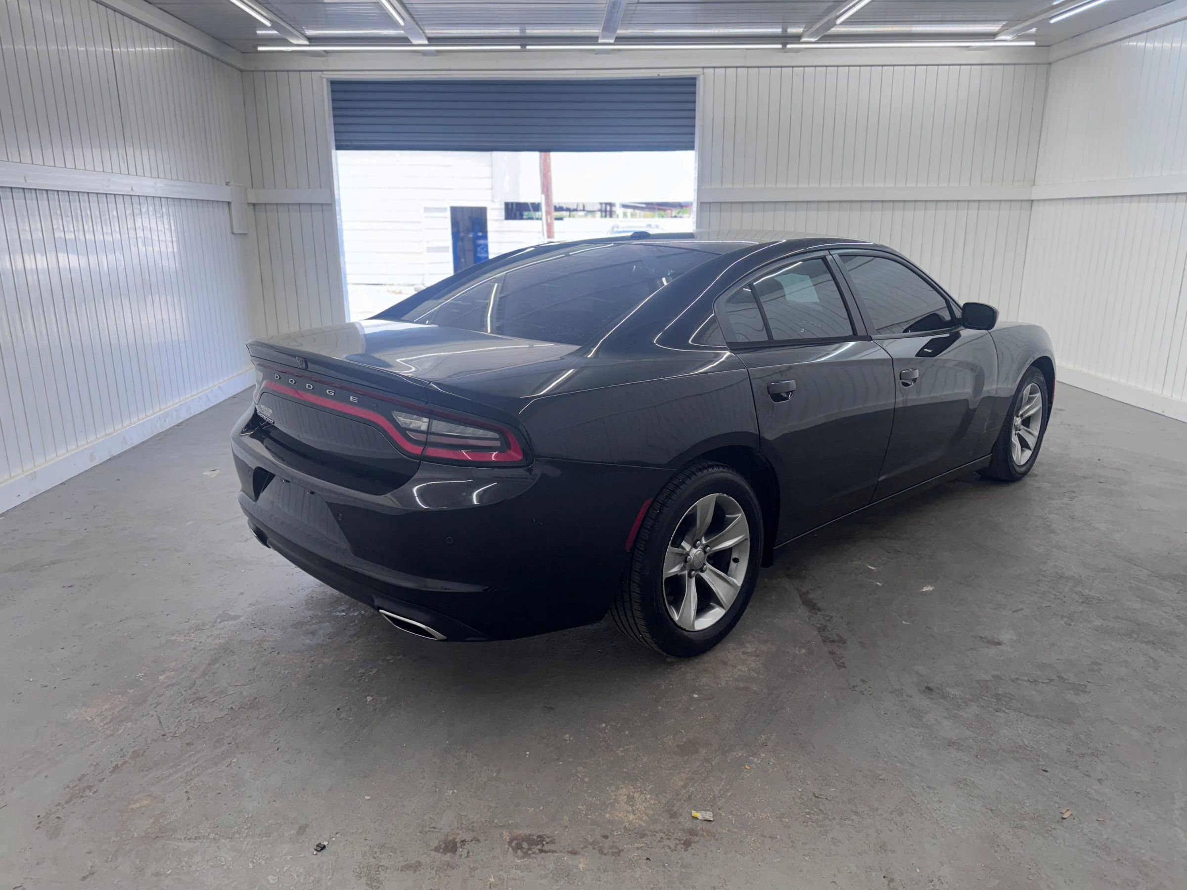 Used 2020 Dodge Charger SXT image 5