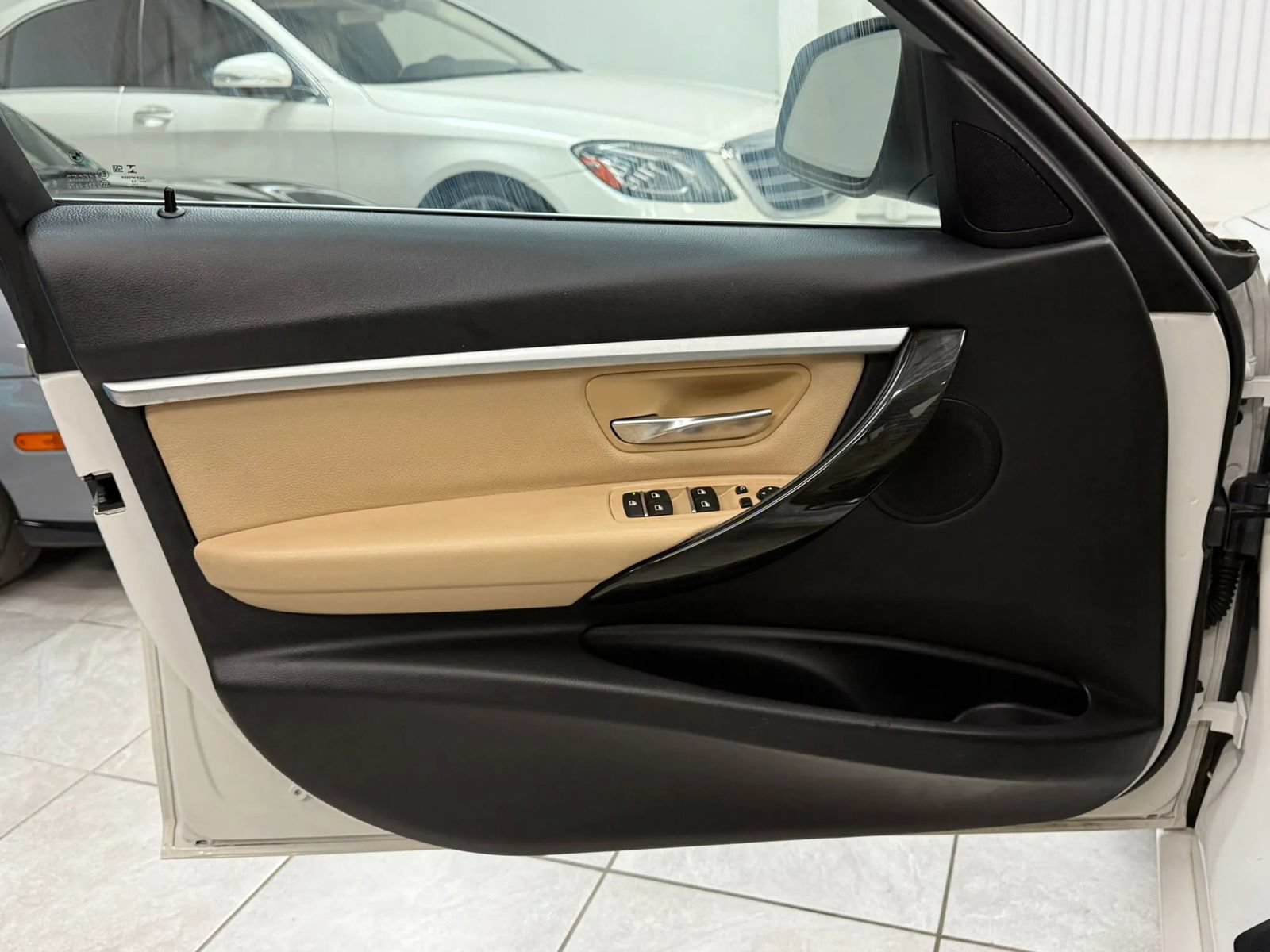 Used 2018 BMW 328d xDrive Sedan AWD/4WD image 15