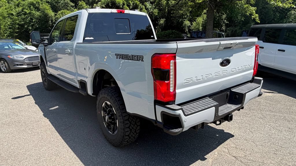 New 2026 Ford F250 Lariat w/ Tremor Off-Road Package AWD/4WD image 4