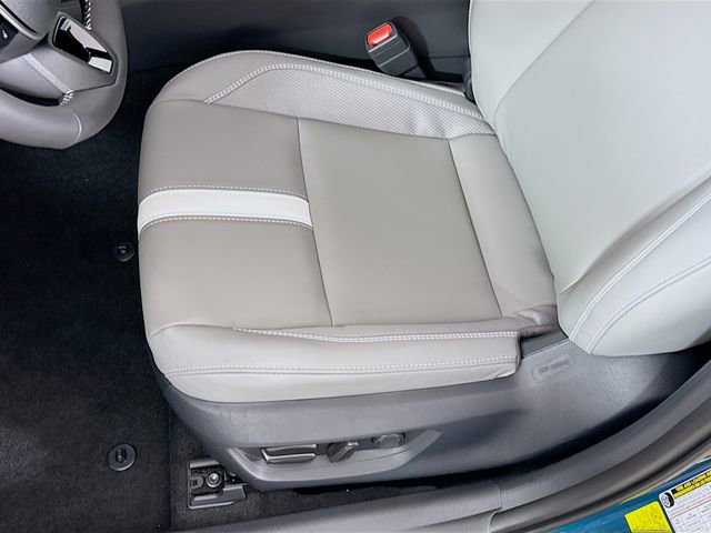 New 2026 Toyota Camry SE AWD/4WD image 18