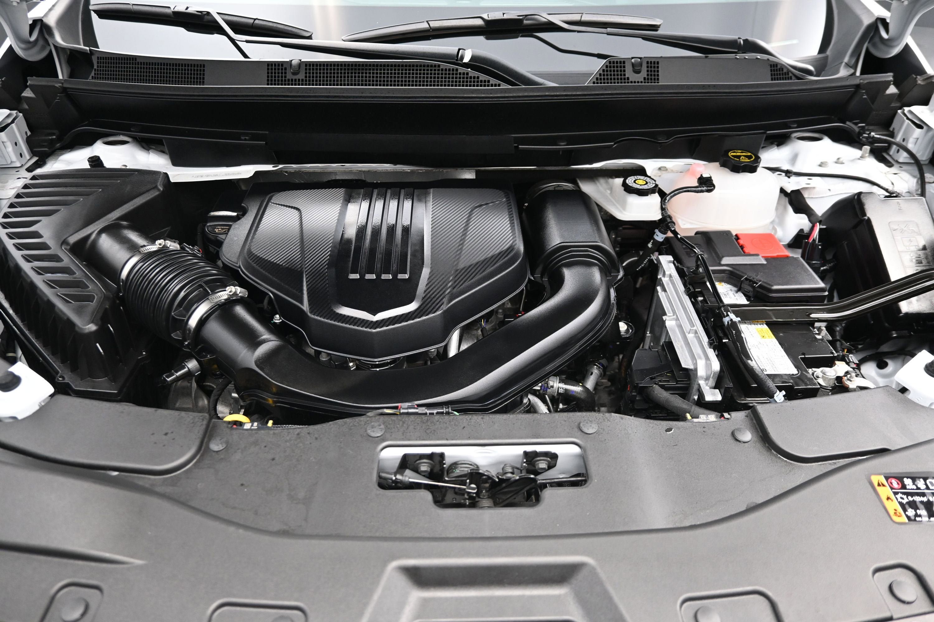Used 2026 Chevrolet Traverse LT w/ Driver Confidence Package FWD image 28
