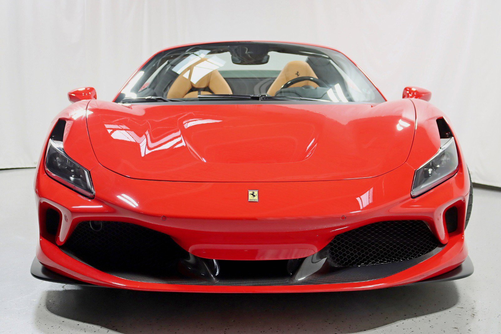 Used 2023 Ferrari F8 Tributo image 12