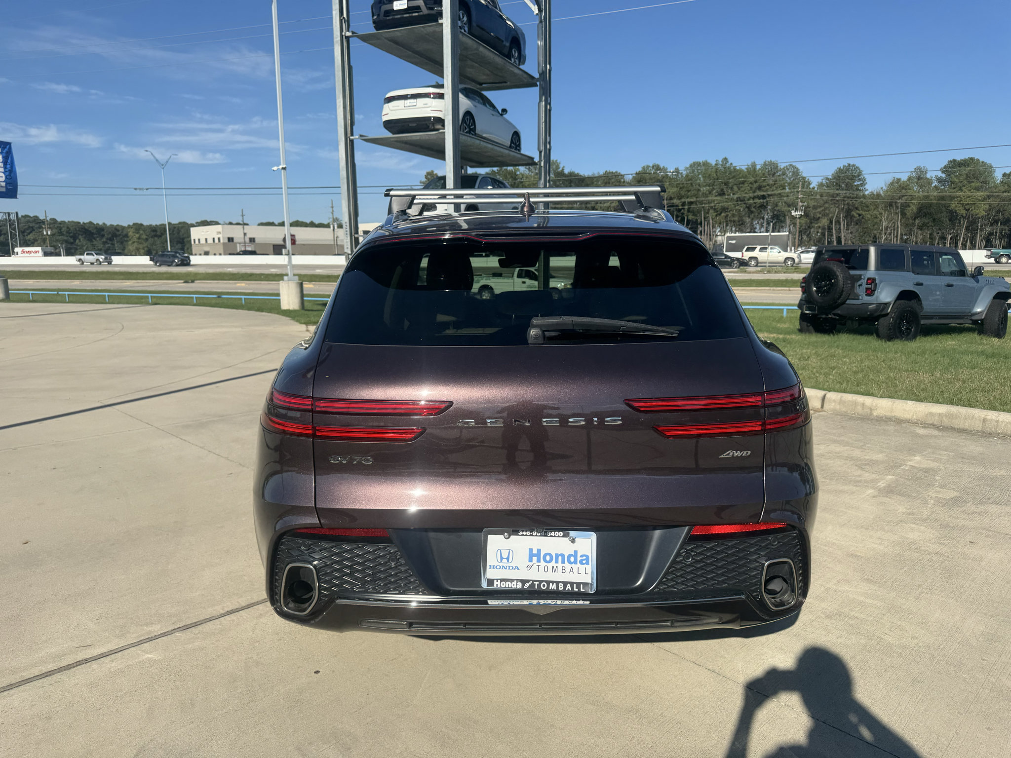 Used 2023 Genesis GV70 2.5T w/ Cargo Package AWD/4WD image 7