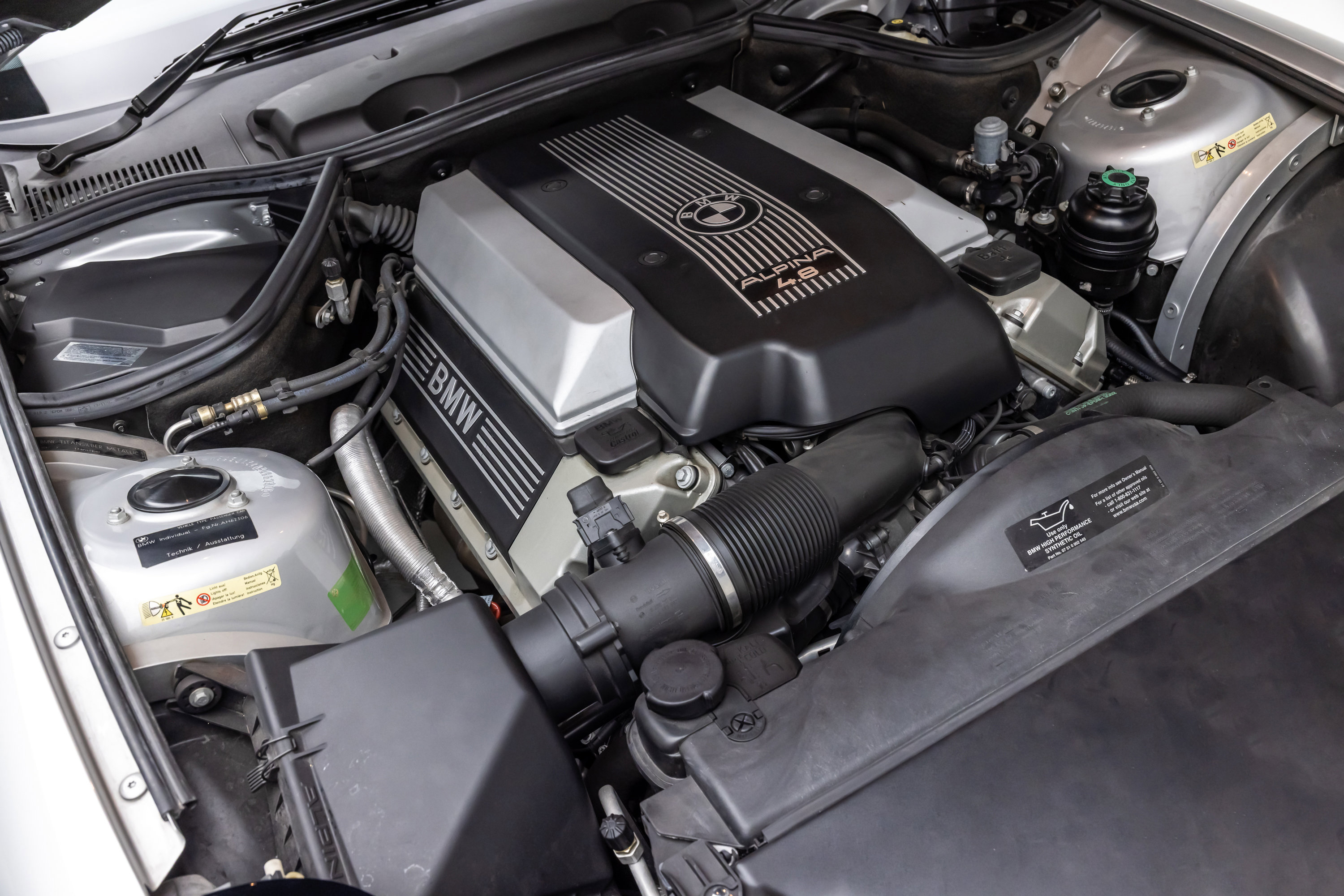 Used 2003 BMW Z8 image 48