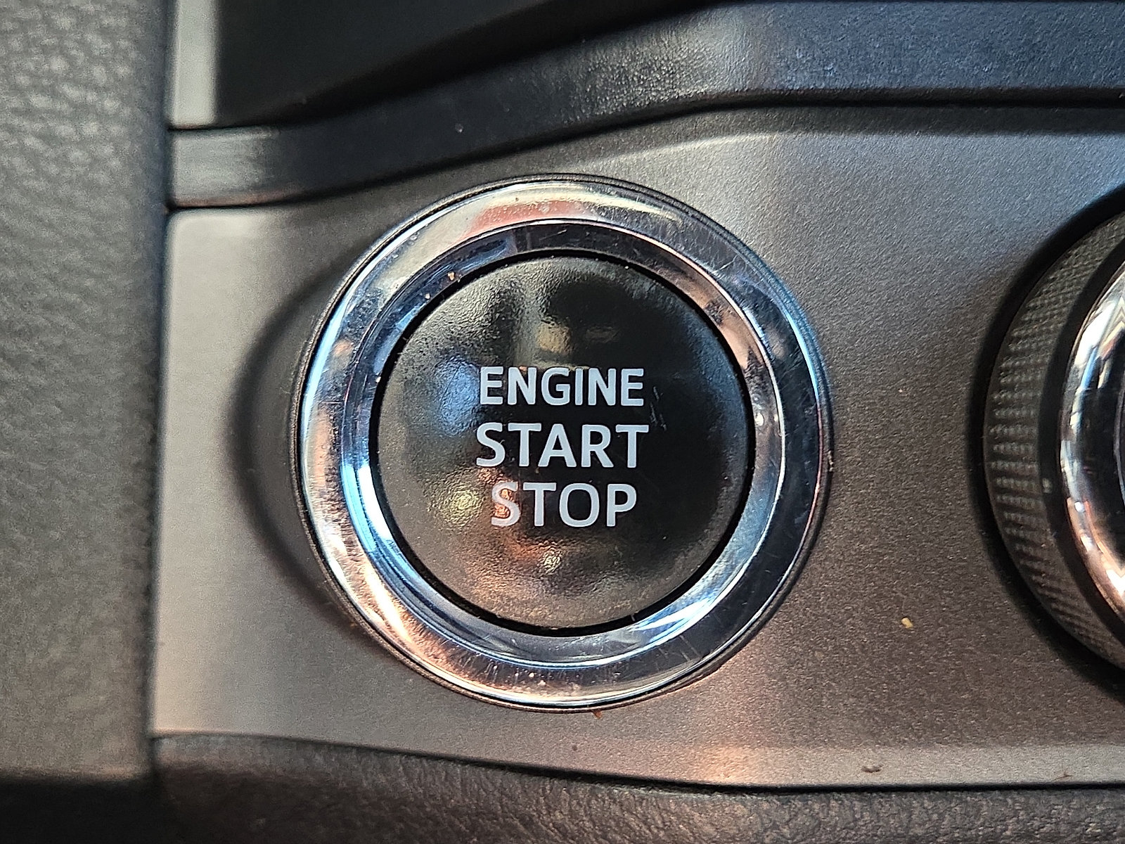 Used 2019 Toyota Tacoma TRD Sport AWD/4WD image 19