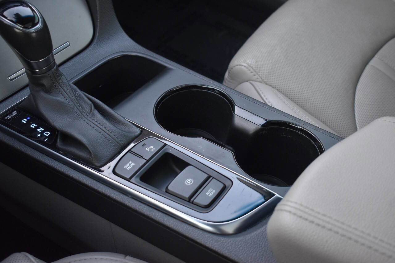 Used 2015 Hyundai Sonata Limited w/ Option Group 06 image 34