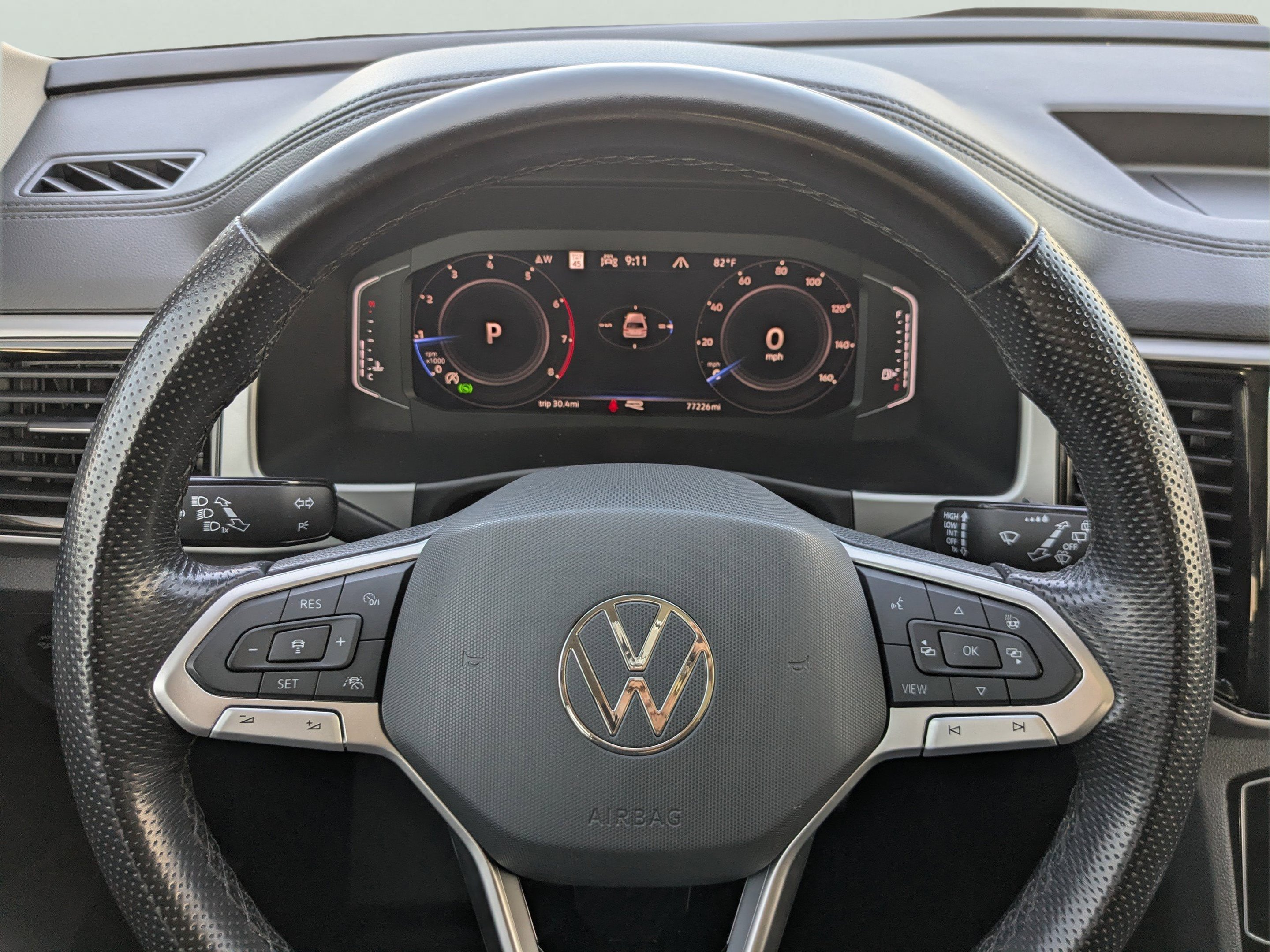 Used 2023 Volkswagen Atlas SEL R-Line AWD/4WD image 19