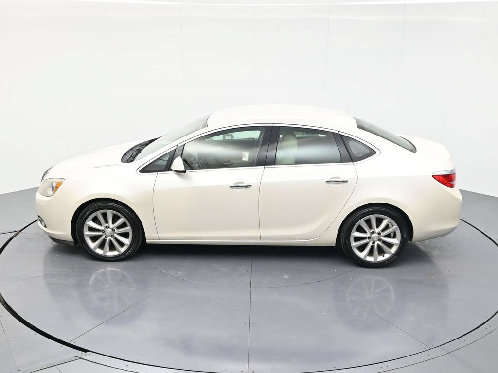 Used 2013 Buick Verano Leather FWD image 41