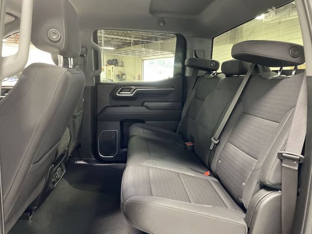 Used 2023 Chevrolet Silverado 1500 LT AWD/4WD image 18