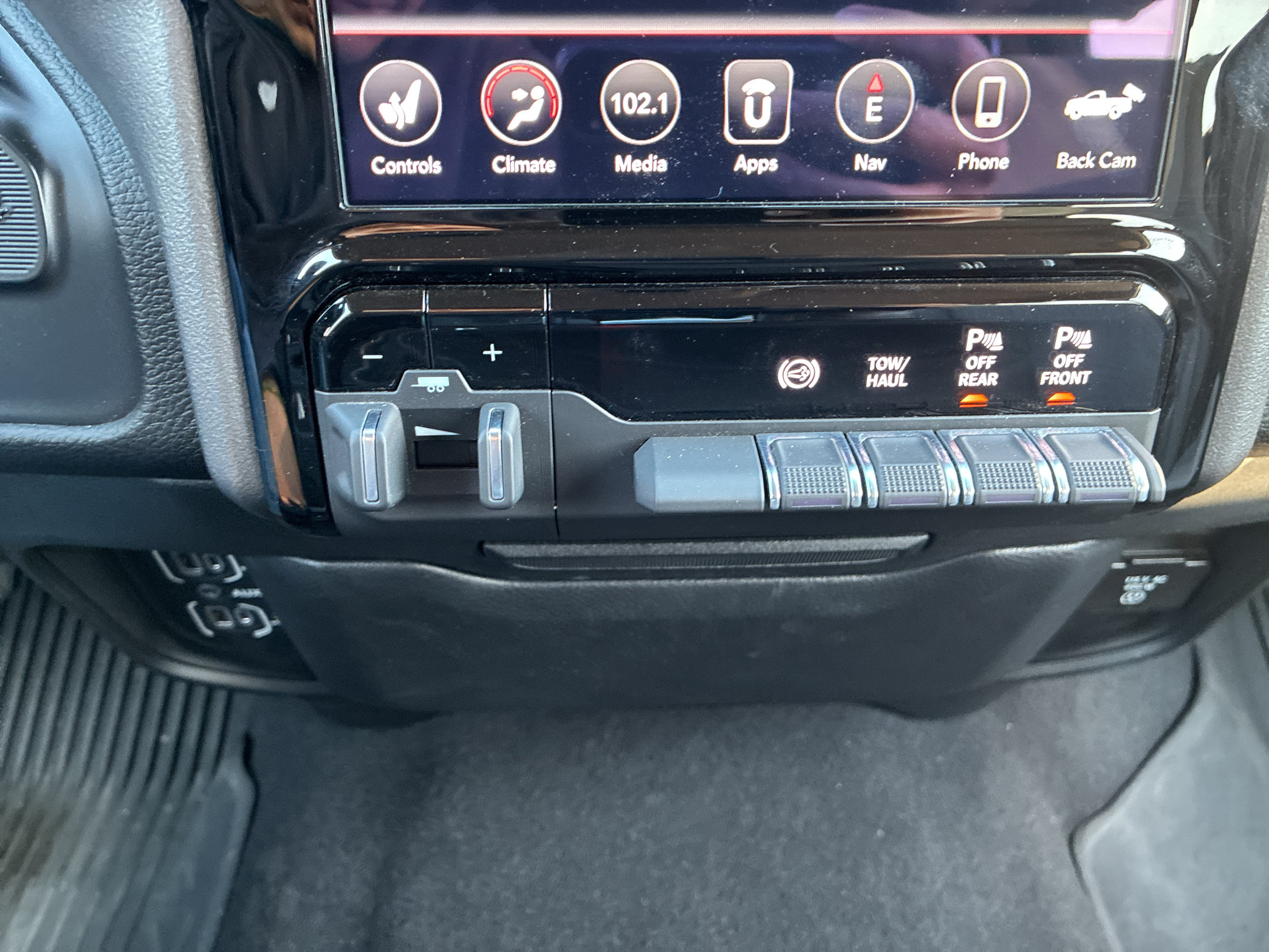 Used 2020 RAM 2500 Big Horn w/ Level 2 Equipment Group AWD/4WD image 36