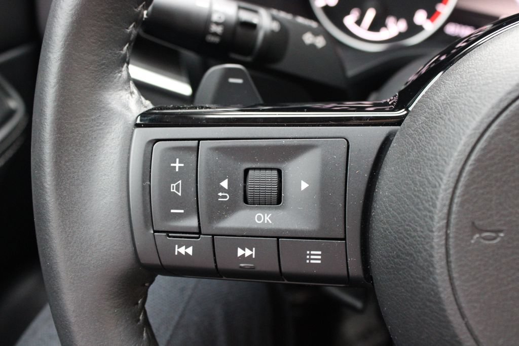 Used 2021 Nissan Rogue SL w/ Premium Package AWD/4WD image 21