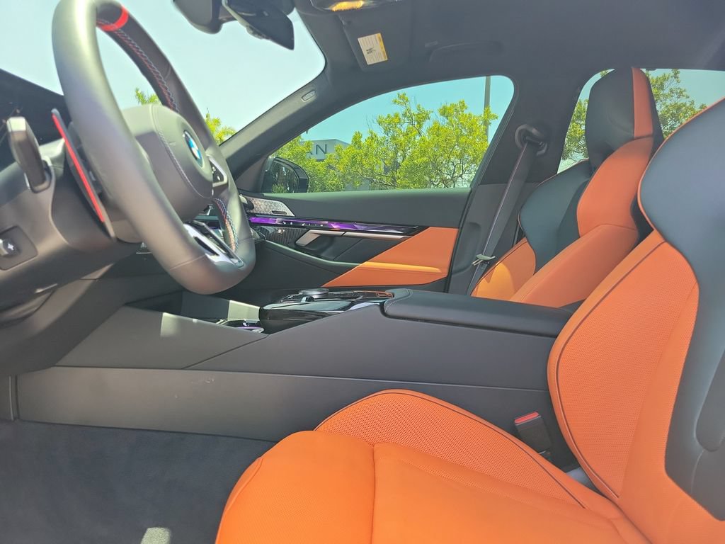 Used 2026 BMW M5 w/ Carbon Package AWD/4WD image 22