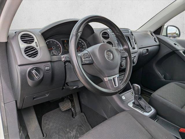 Used 2017 Volkswagen Tiguan S FWD image 10