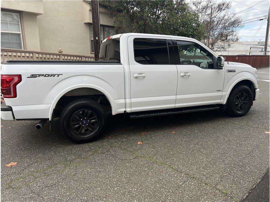 Used 2017 Ford F150 Lariat RWD image 7