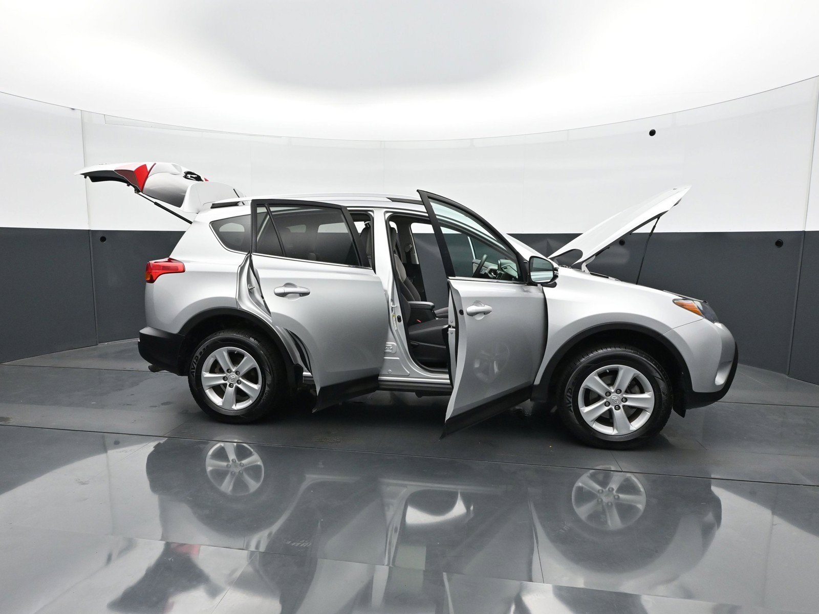 Used 2014 Toyota RAV4 XLE AWD/4WD image 33