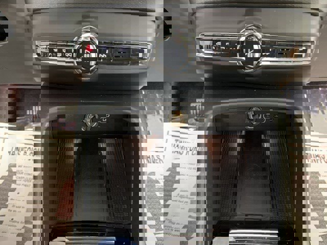 Used 2023 Volvo XC40 B5 Plus w/ Driver Assist Package AWD/4WD image 22