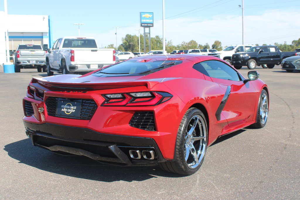 Used 2024 Chevrolet Corvette Stingray Preferred Cpe RWD image 9
