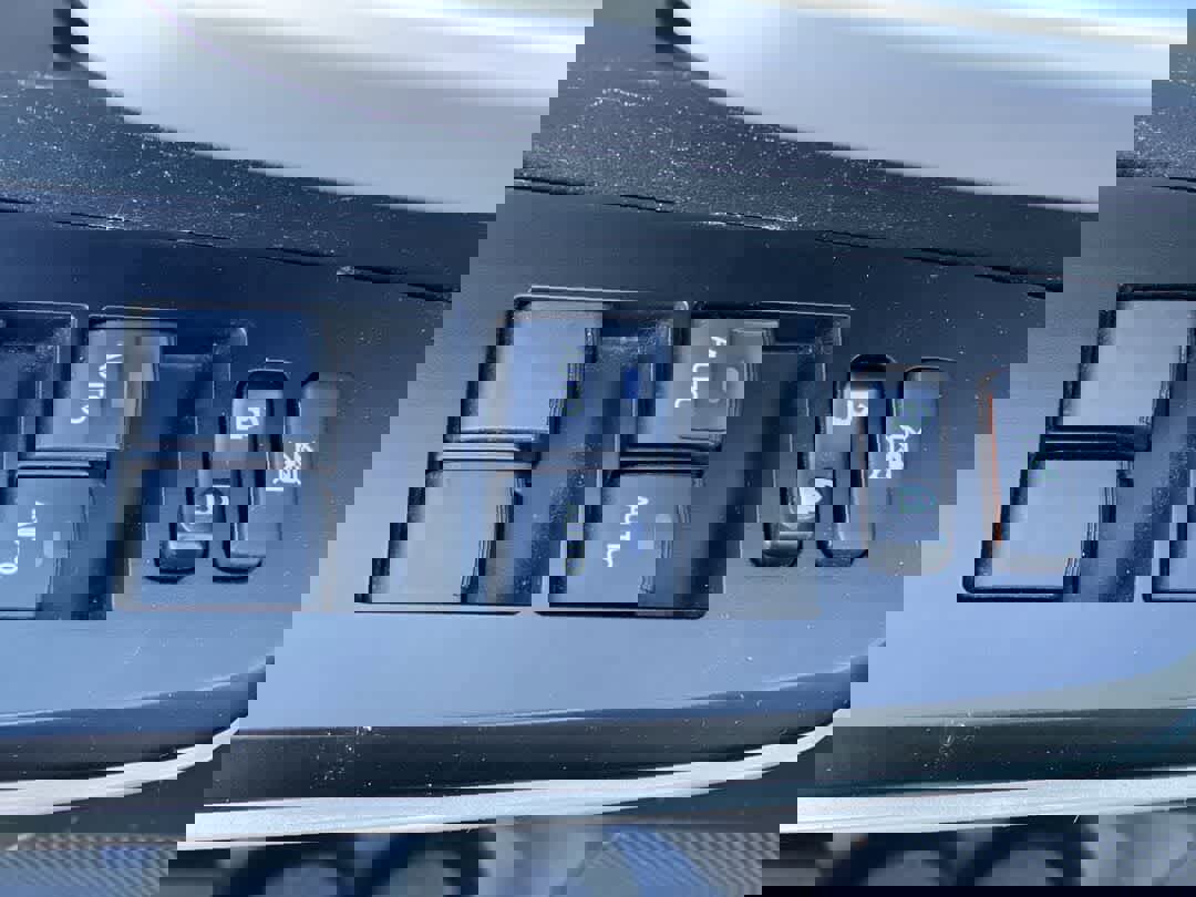 Used 2017 Toyota Tundra Limited image 16