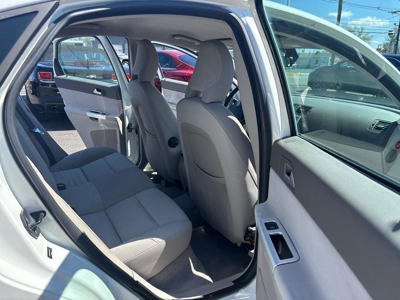 Used 2010 Volvo S40 2.4i image 11