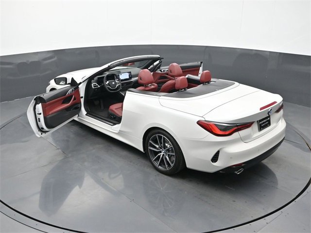 Used 2025 BMW 430i Convertible image 26