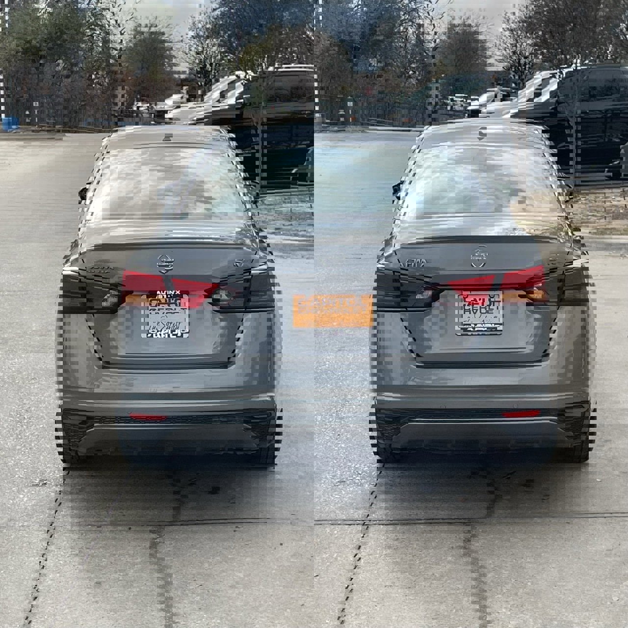 Used 2024 Nissan Altima 2.5 SV image 5