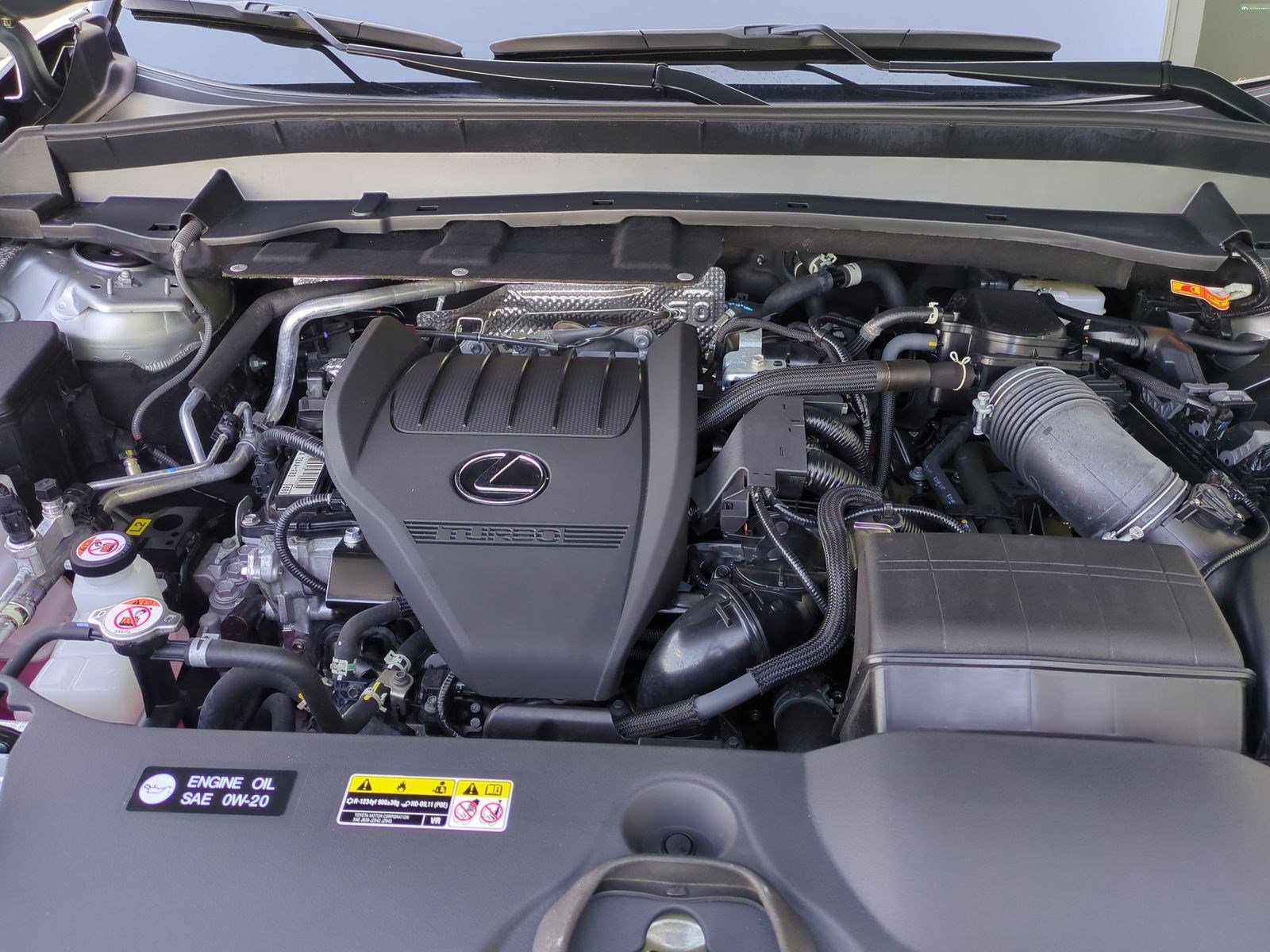 Used 2025 Lexus TX 500h AWD w/ Technology Package image 34