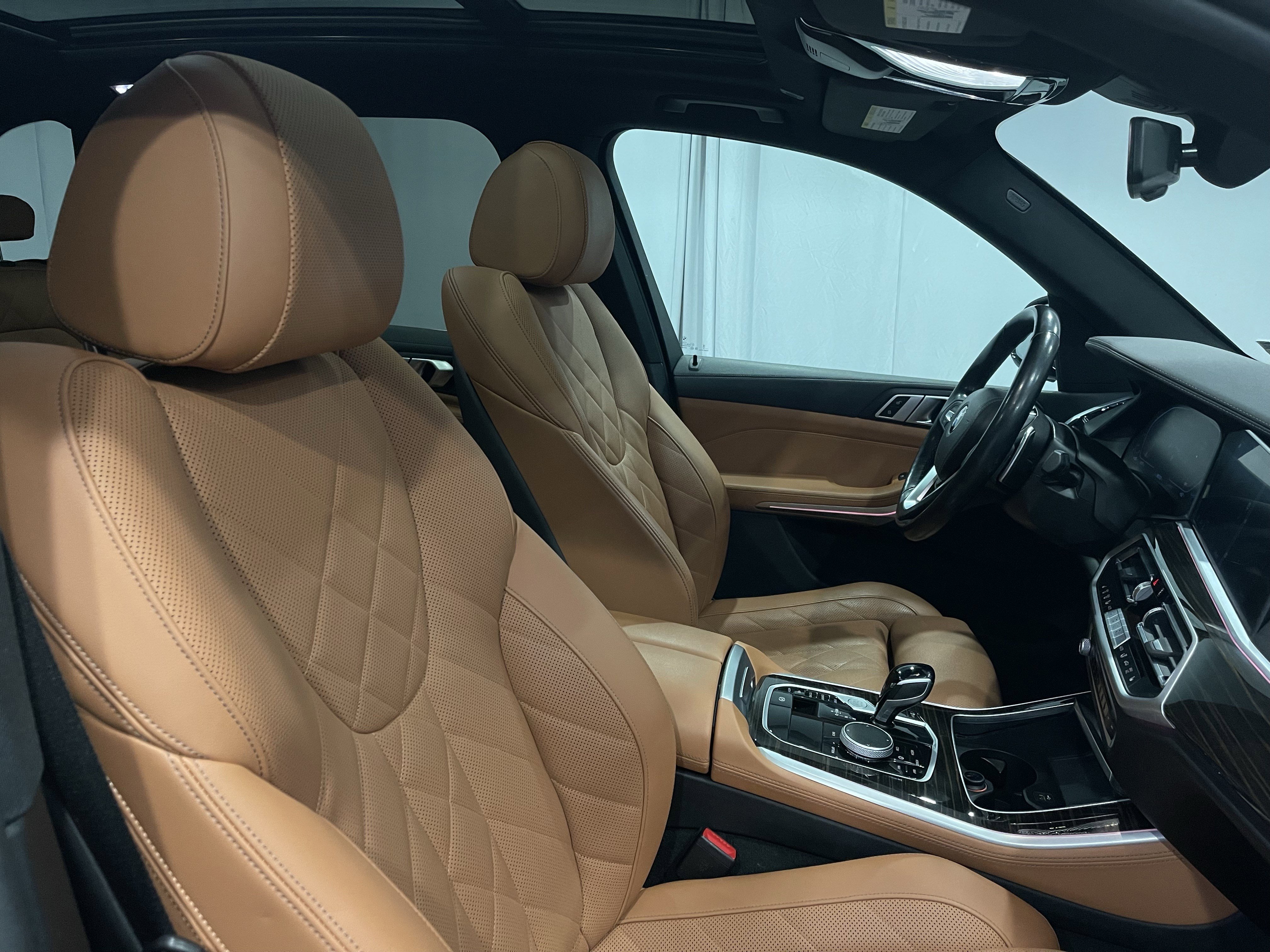 Used 2023 BMW X5 xDrive40i w/ Premium Package image 16