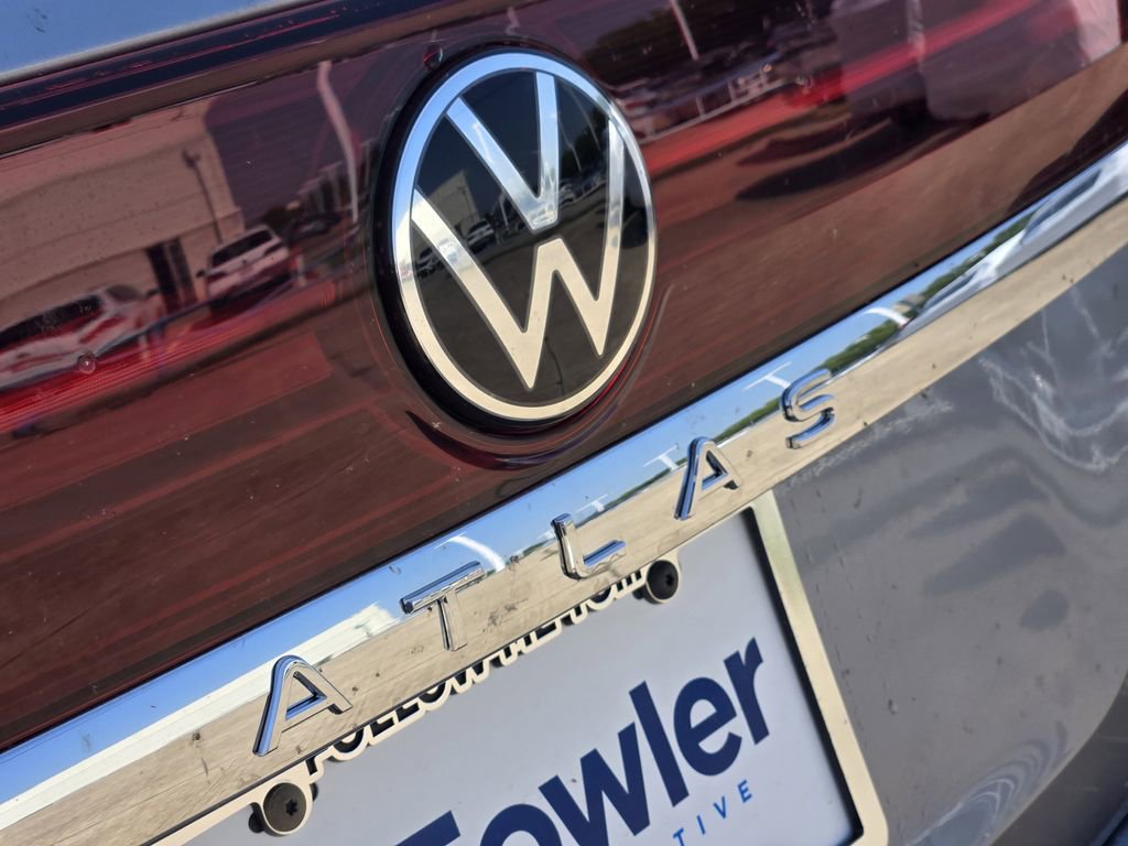 New 2026 Volkswagen Atlas SEL Premium R-Line image 7