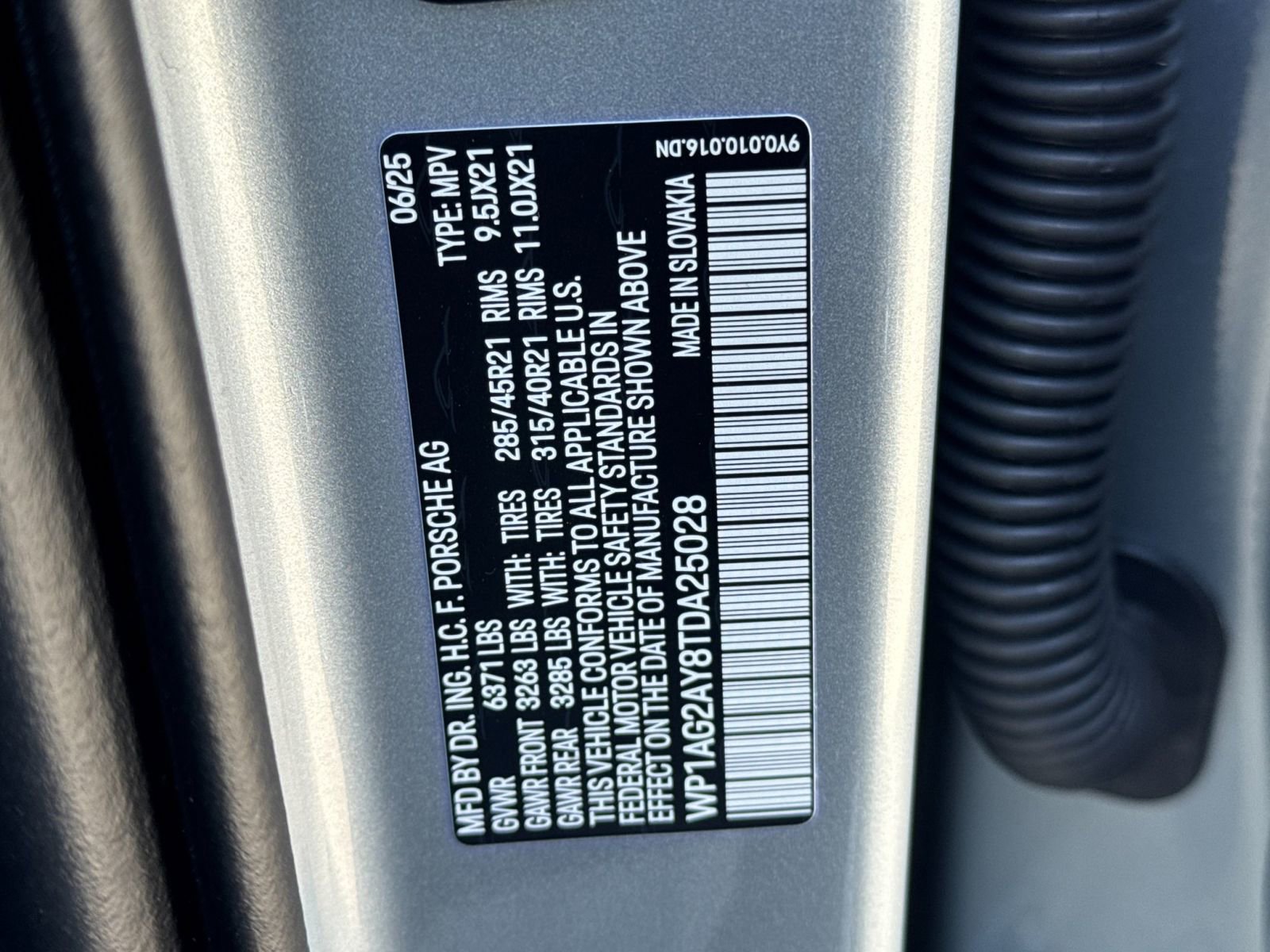 New 2026 Porsche Cayenne GTS image 33