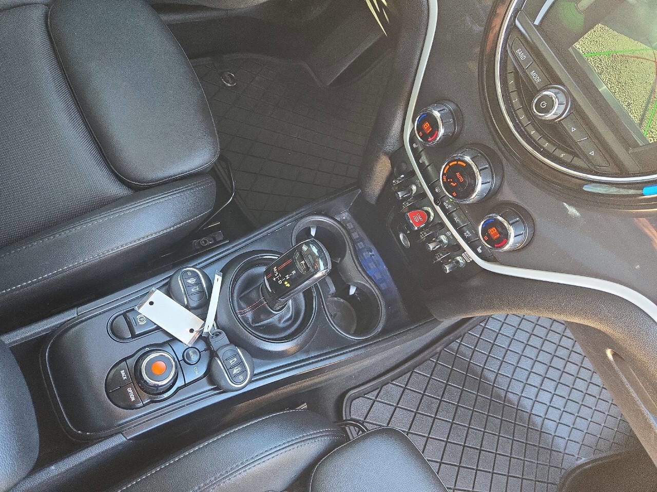 Used 2020 MINI Cooper Countryman S w/ Storage Package image 30