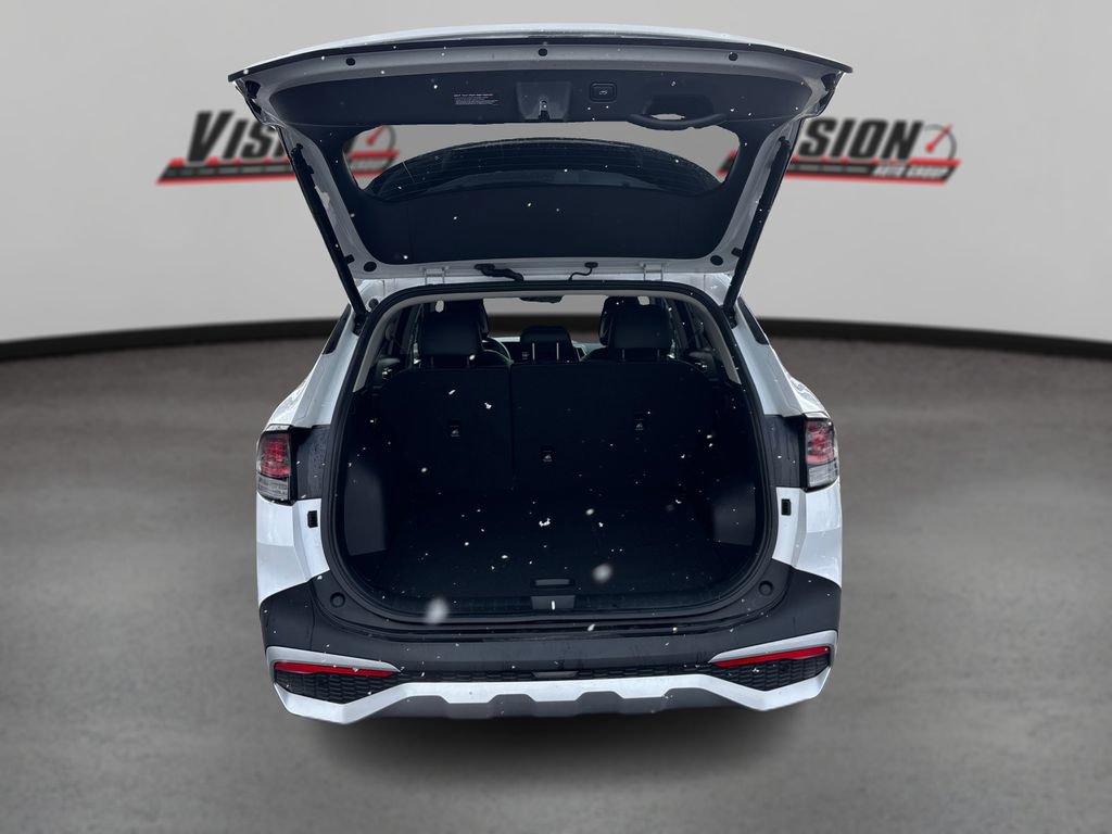 Used 2025 Kia Sportage EX w/ Premium Package image 11