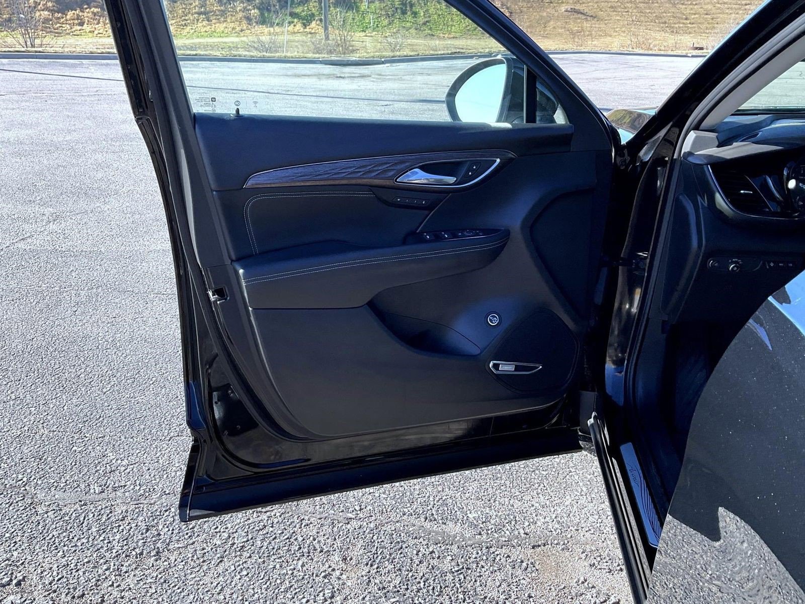 Certified 2023 Buick Envision Avenir image 10