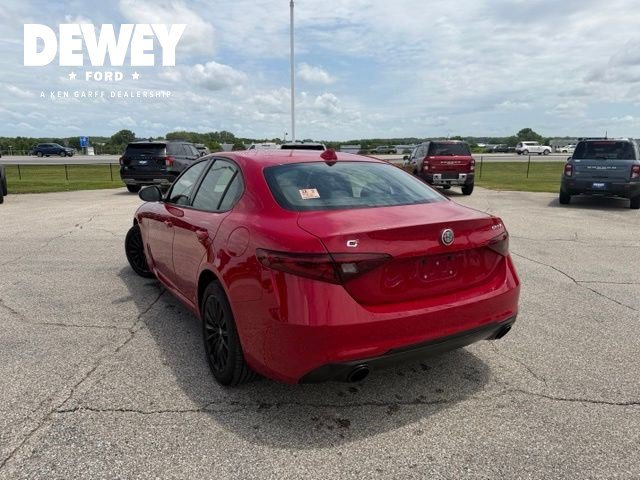 Used 2022 Alfa Romeo Giulia Sprint AWD/4WD image 11