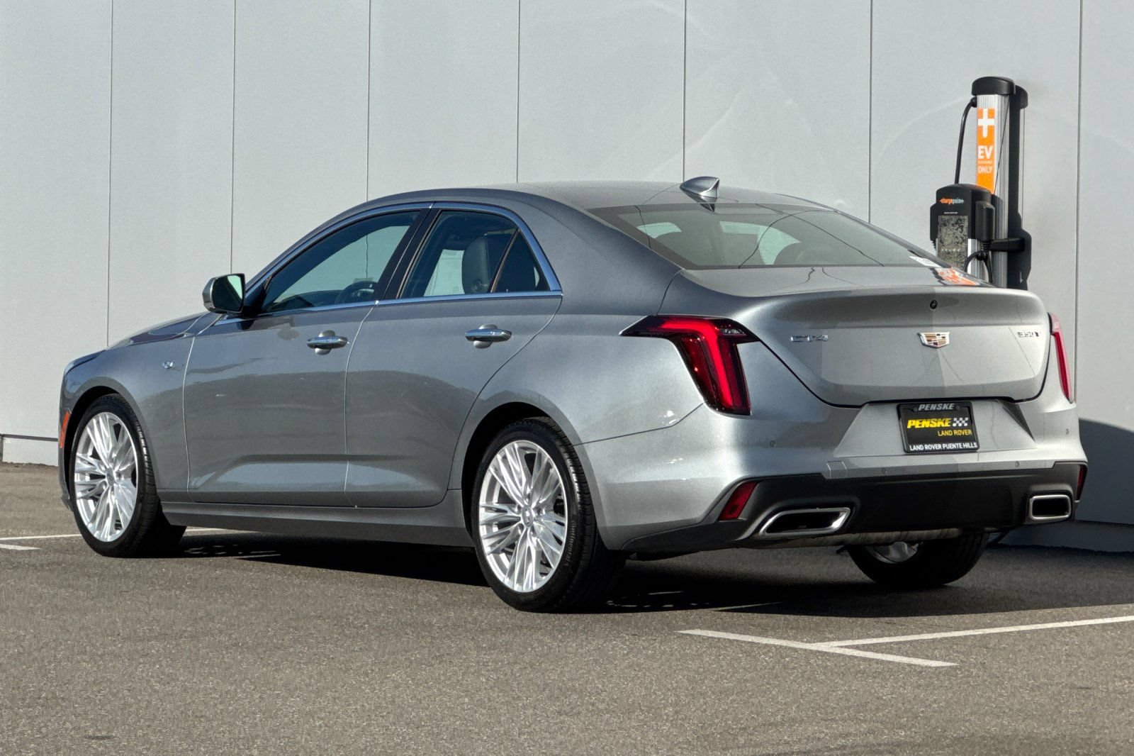 Used 2023 Cadillac CT4 Premium Luxury RWD image 3