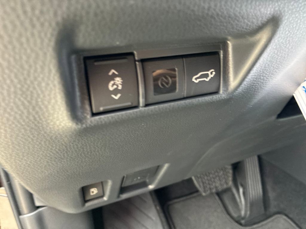 New 2026 Toyota RAV4 XSE image 37