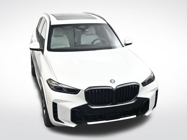 New 2026 BMW X5 xDrive50e w/ M Sport Package AWD/4WD image 20