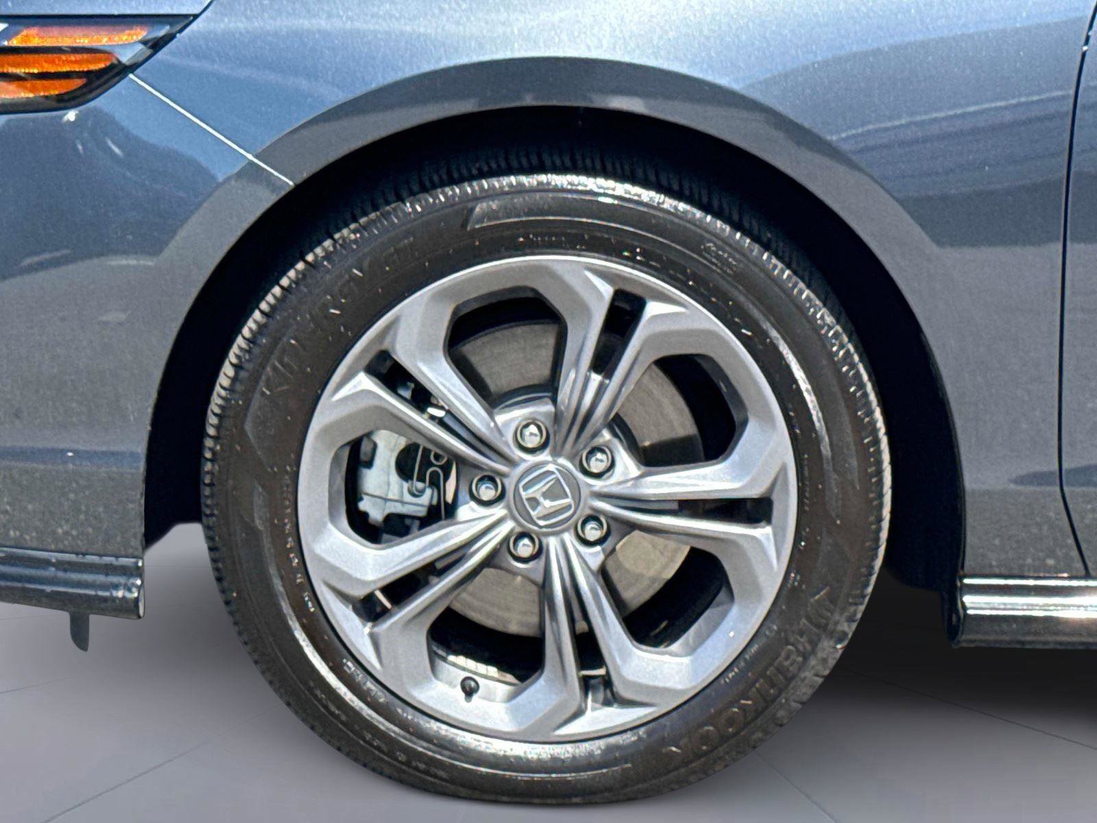 Certified 2025 Honda Accord EX-L image 11