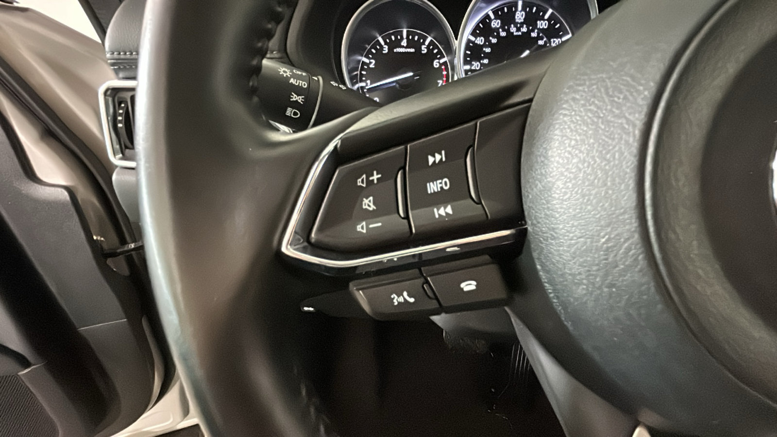 Used 2025 MAZDA CX-5 AWD 2.5 S w/ Preferred Package image 18