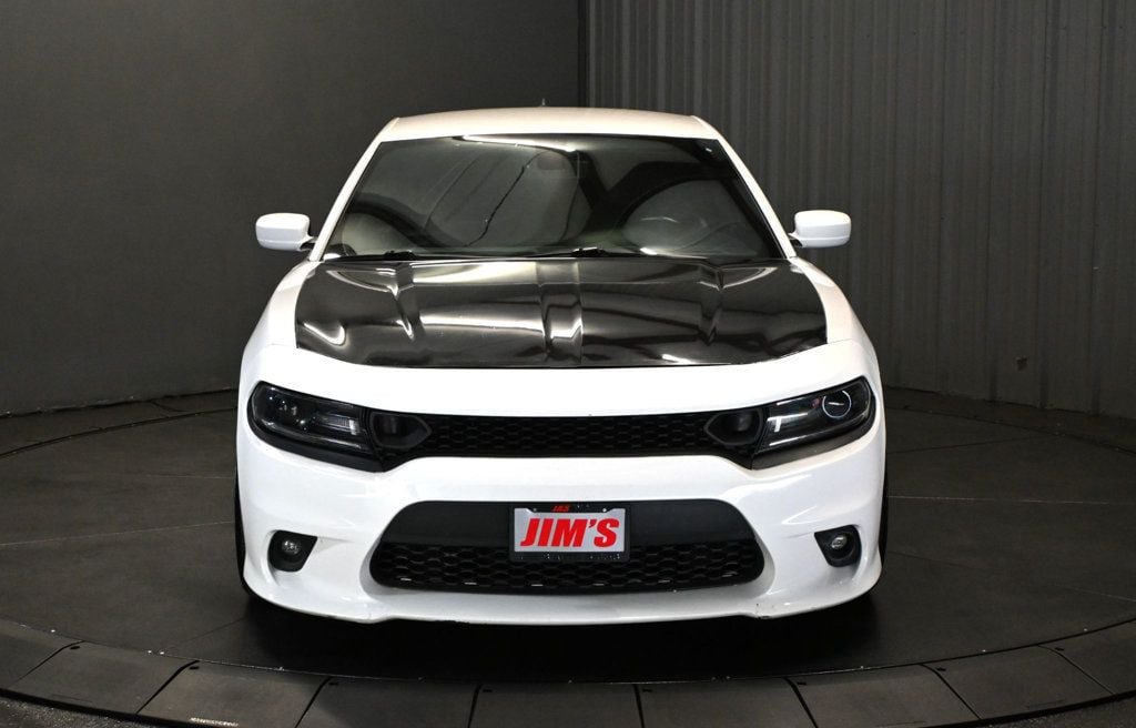 Used 2019 Dodge Charger R/T w/ Plus Group RWD image 2