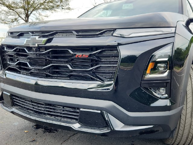 New 2027 Chevrolet Equinox RS w/ Safety and Technology Package FWD image 10