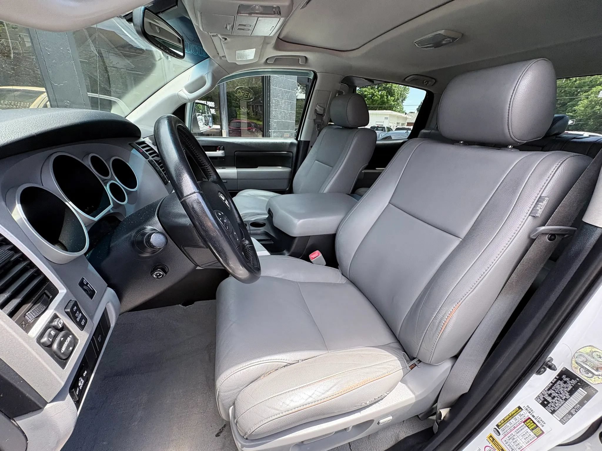 Used 2008 Toyota Tundra Limited AWD/4WD image 12