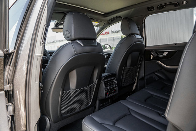 Used 2025 Audi Q7 3.0T Premium Plus image 16