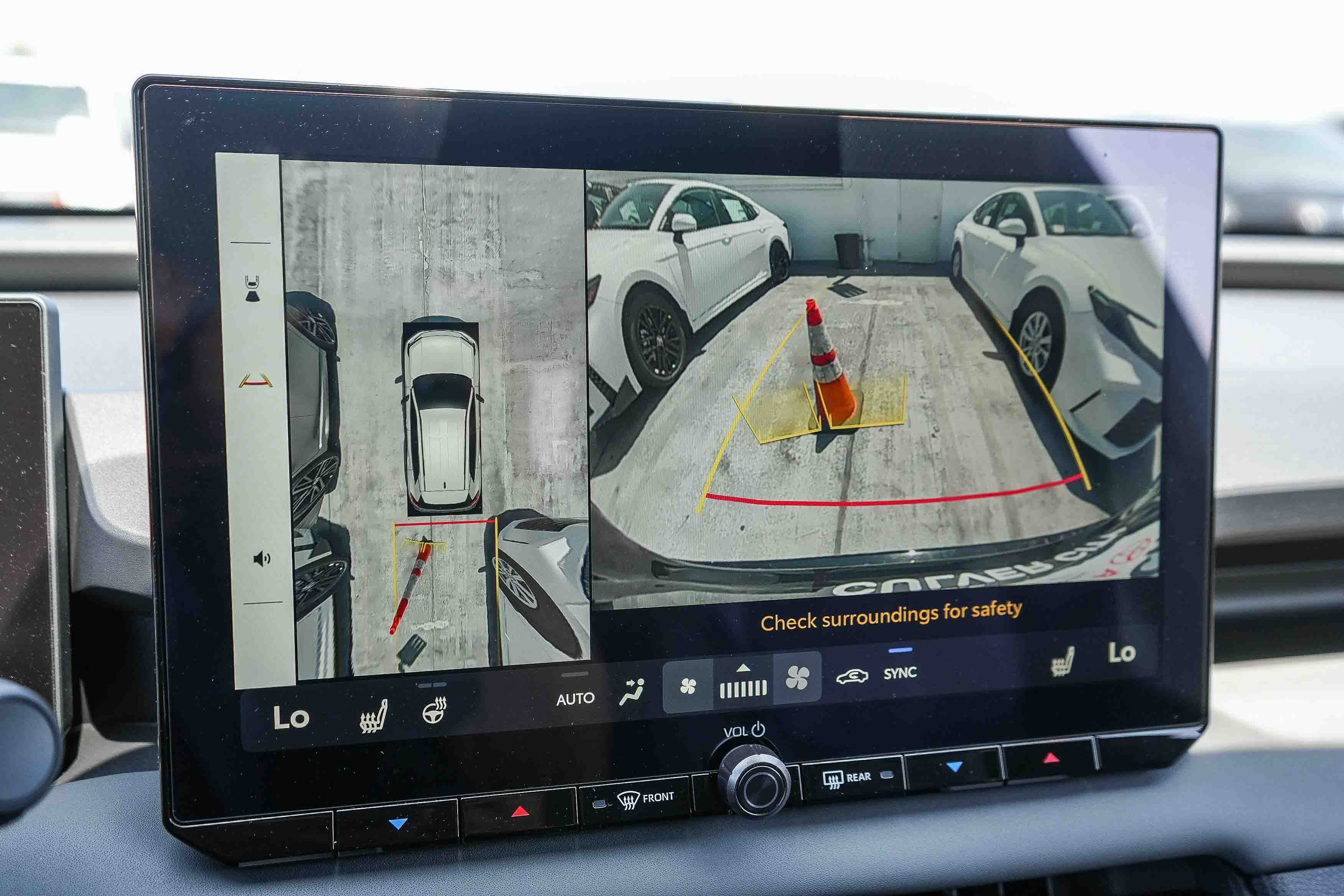 New 2026 Toyota RAV4 XSE AWD/4WD image 28