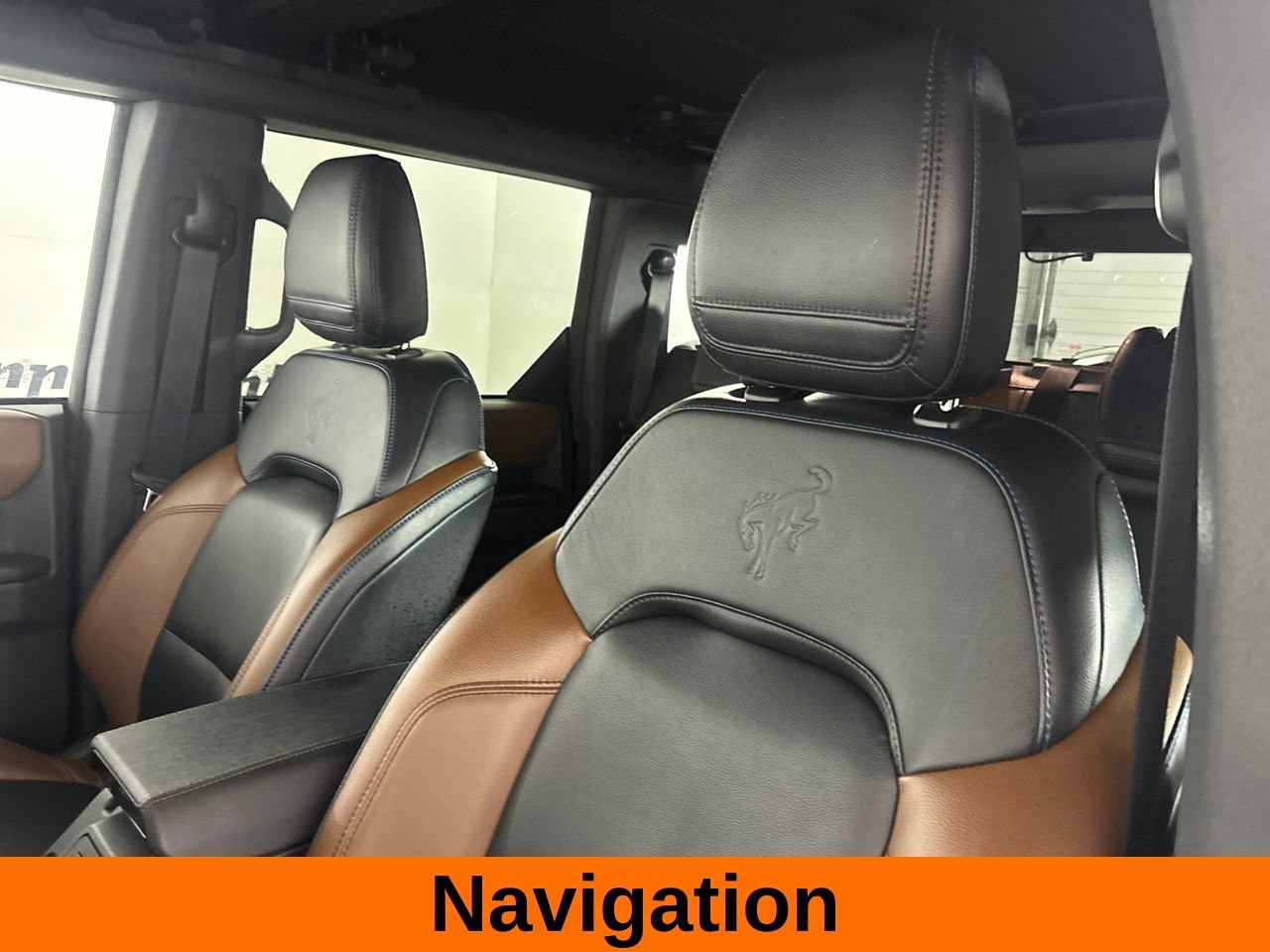 Used 2024 Ford Bronco Outer Banks AWD/4WD image 9