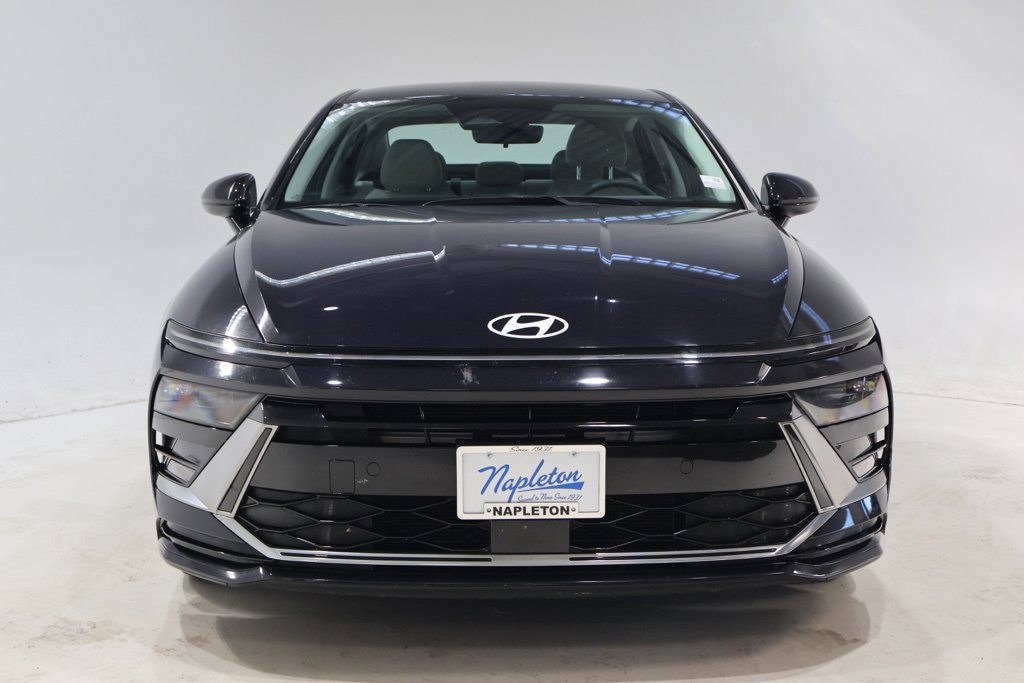 Used 2025 Hyundai Sonata SEL FWD image 2