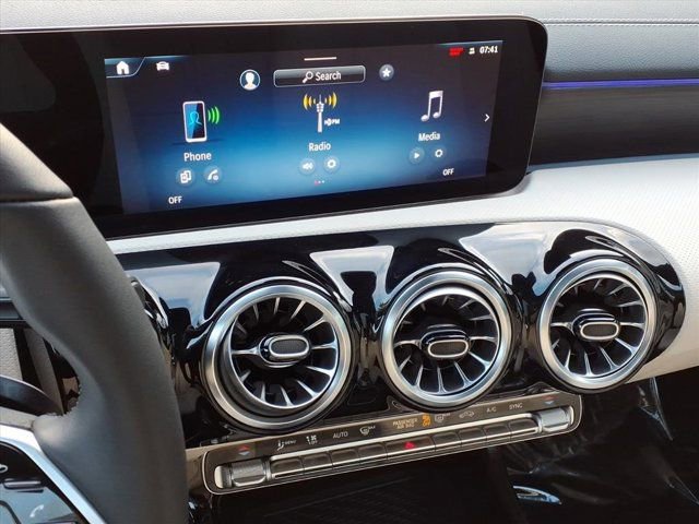 Certified 2026 Mercedes-Benz CLA 250 image 5
